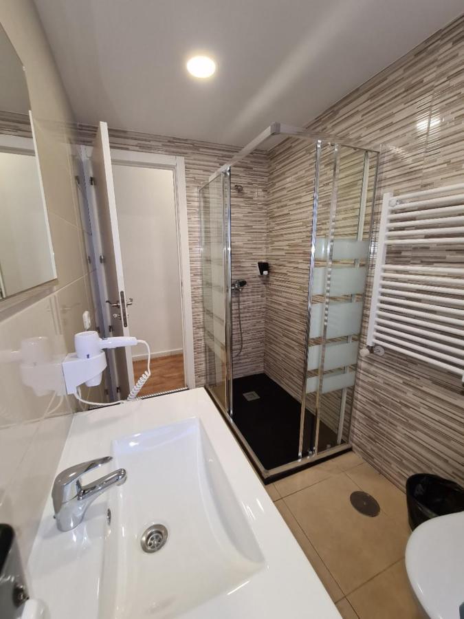 M-A Rooms Star Hostal Madrid Eksteriør billede