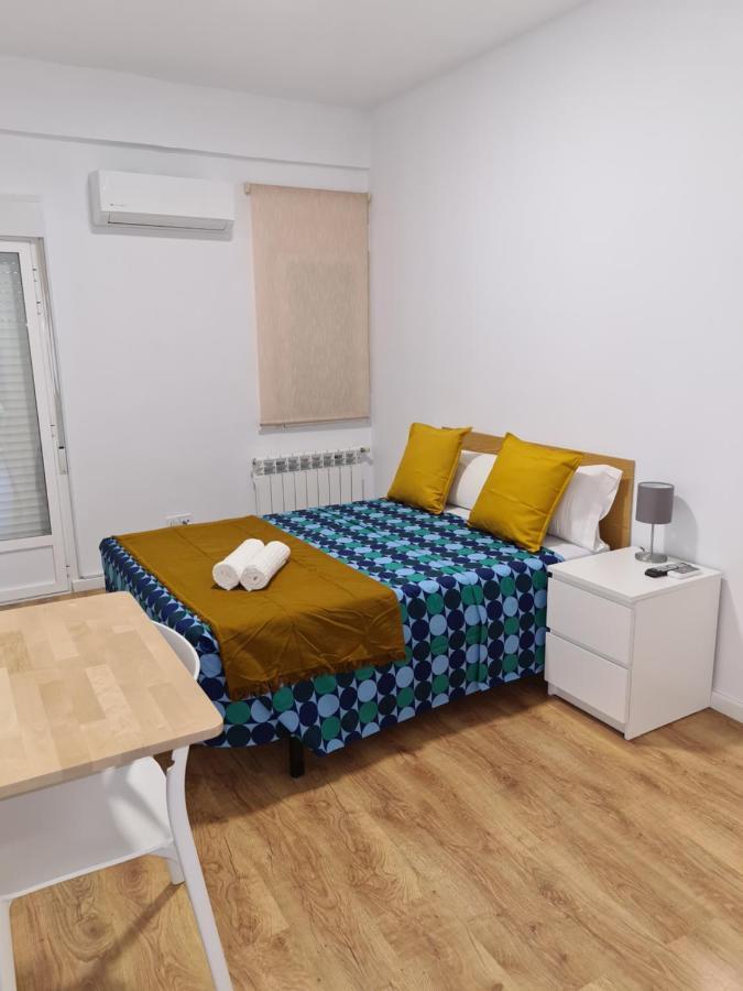 M-A Rooms Star Hostal Madrid Eksteriør billede