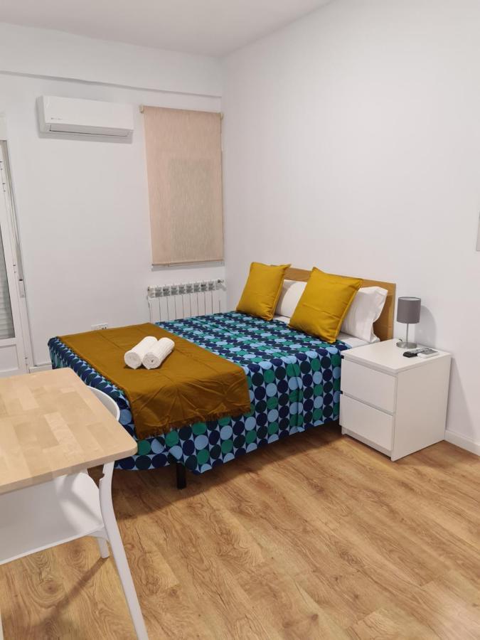 M-A Rooms Star Hostal Madrid Eksteriør billede